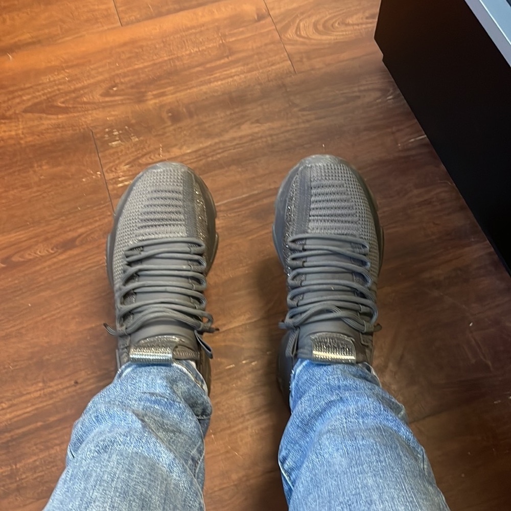 Steve Madden - Picture 3 of 3